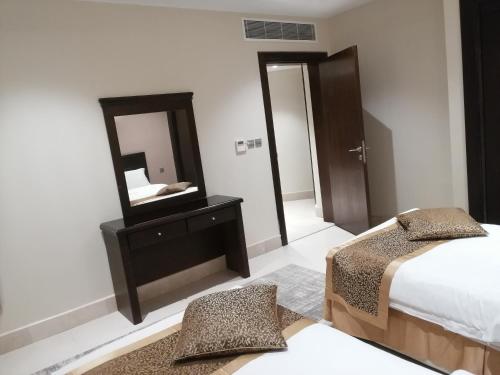Experience Comfort at Rahhal Hotel Suites - Perfect for Couples, Families, and Business Trips